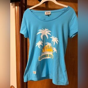 Hilfiger Denim Tee. NWOT. L